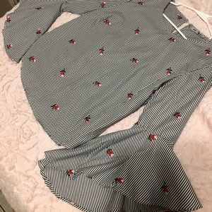 Roses shirt 🌹